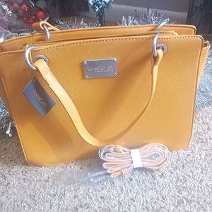 bebe hand or shoulder bag